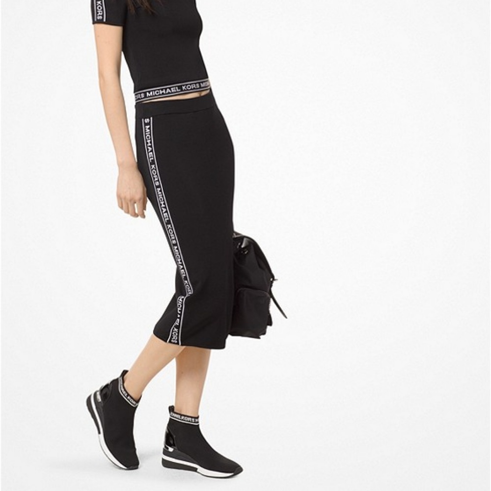 NWOT Michael Kors Logo Black Pencil Skirt size S
